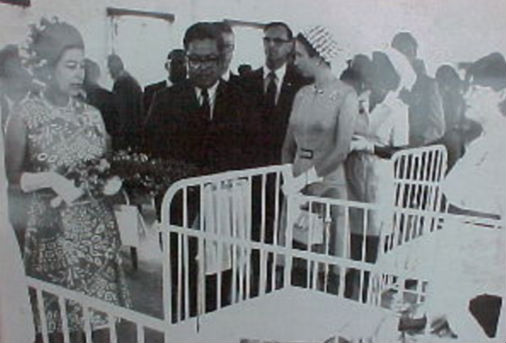 queen_elizabeth_jesselton_1971